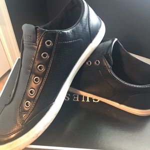 Black Guess shoes